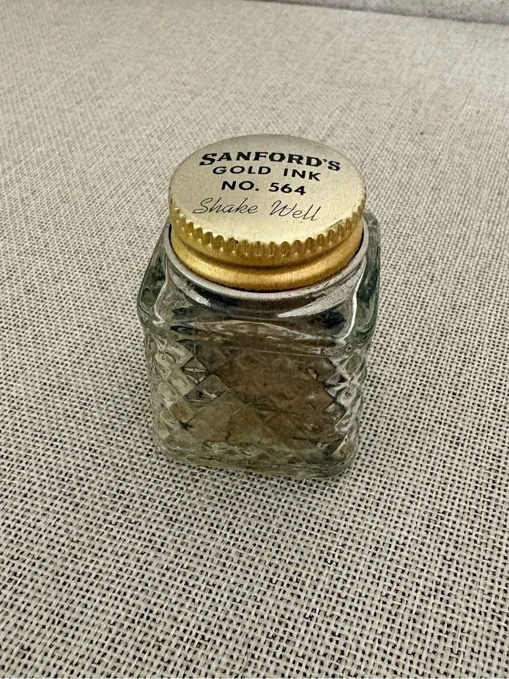 Vintage Sanford’s Gold Ink No. 564 Glass Bottle w/ Original Lid Dried Ink